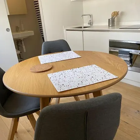 Lägenhet Studio Proche De La Gare !